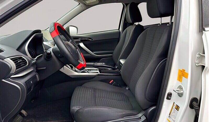 
								2020 Mitsubishi Eclipse Cross ES AWD full									