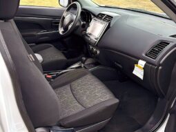 
										2024 Mitsubishi RVR ES full									