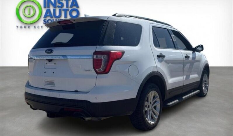 
								2017 Ford Explorer AWD 7 Passenger full									
