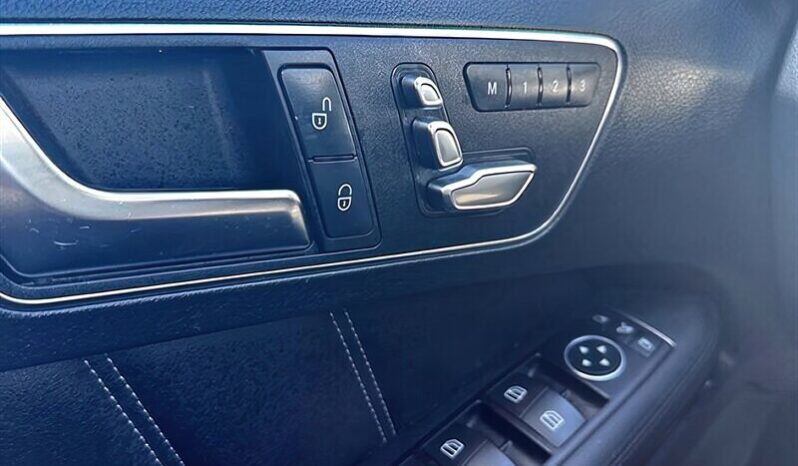 
								2016 Mercedes-Benz E-Class E 400 4MATIC AWD full									