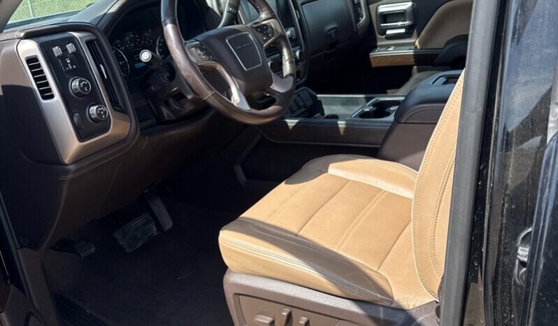 
								2018 GMC Sierra 1500 Denali 4×4 full									