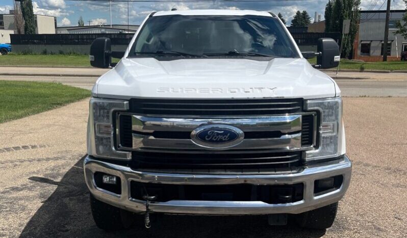 
								2017 Ford F-350 Super Duty XLT Diesel 4×4 full									