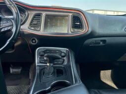 
										2017 Dodge Challenger SXT Plus full									