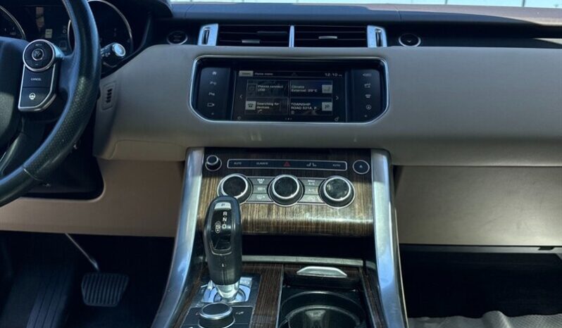 
								2016 Land Rover Range Rover Sport HSE Td6 AWD full									