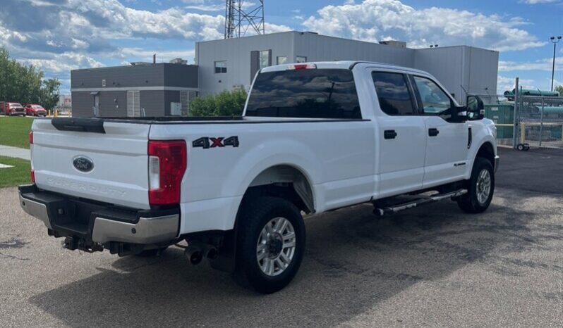 
								2017 Ford F-350 Super Duty XLT Diesel 4×4 full									