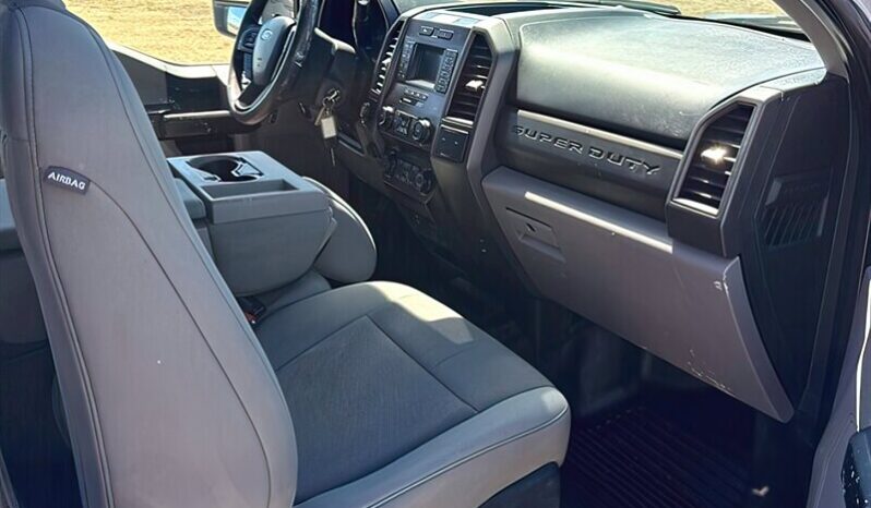 
								2020 Ford F-350 Super Duty XL 4×4 Flat Deck full									