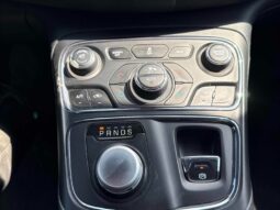
										2016 Chrysler 200 S AWD full									