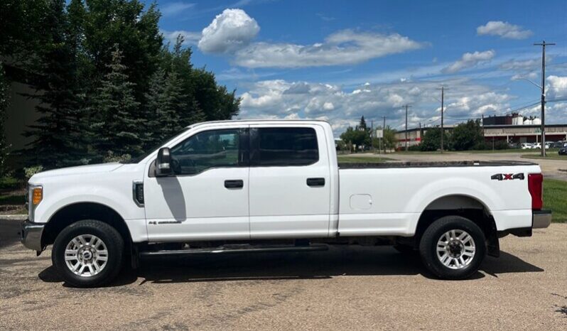 
								2017 Ford F-350 Super Duty XLT Diesel 4×4 full									
