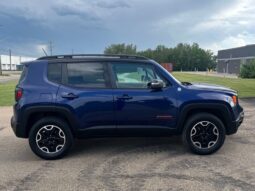 
										2016 Jeep Renegade Trailhawk 4×4 full									