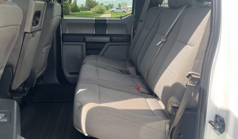 
								2018 Ford F-150 XLT 4X4 full									