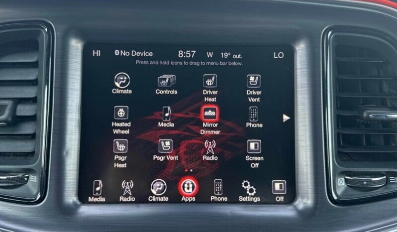 
								2017 Dodge Challenger SXT Plus full									