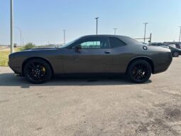 
										2017 Dodge Challenger SXT Plus full									