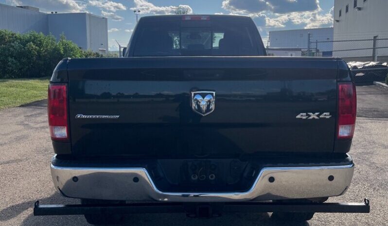 
								2015 RAM 2500 SLT 4×4 full									