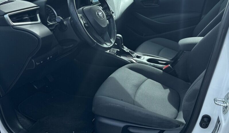 
								2022 Toyota Corolla LE full									