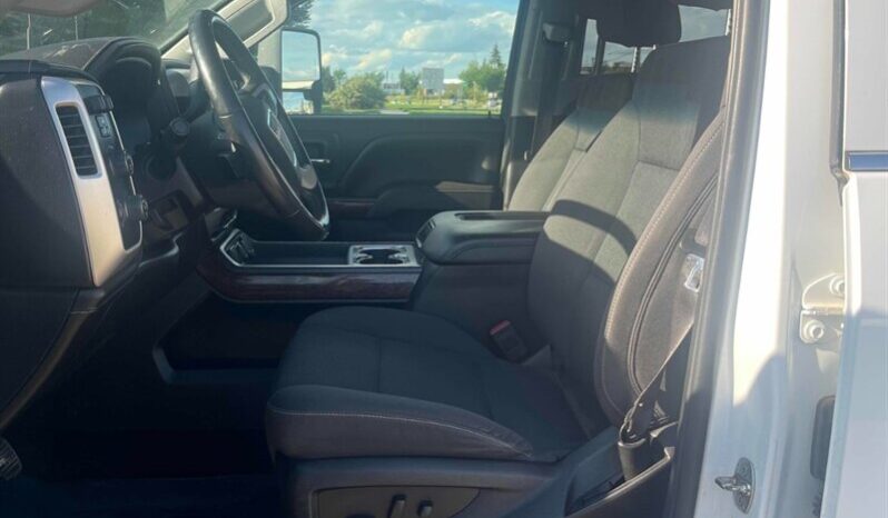 
								2018 GMC Sierra 2500 SLE 4X4 full									