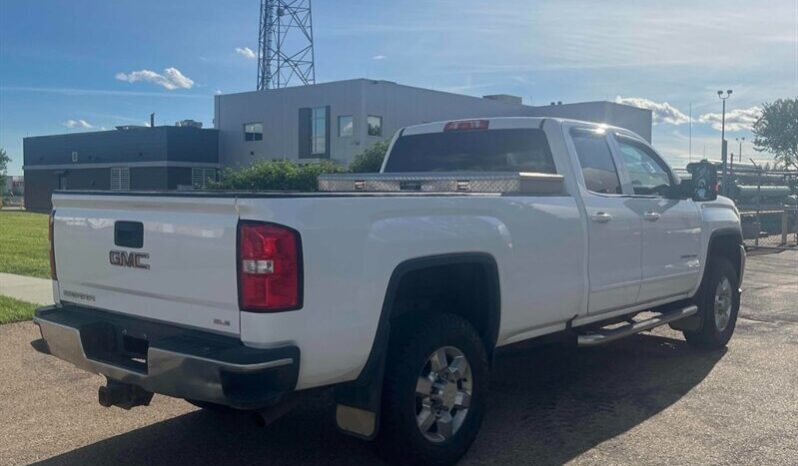 
								2018 GMC Sierra 2500 SLE 4X4 full									