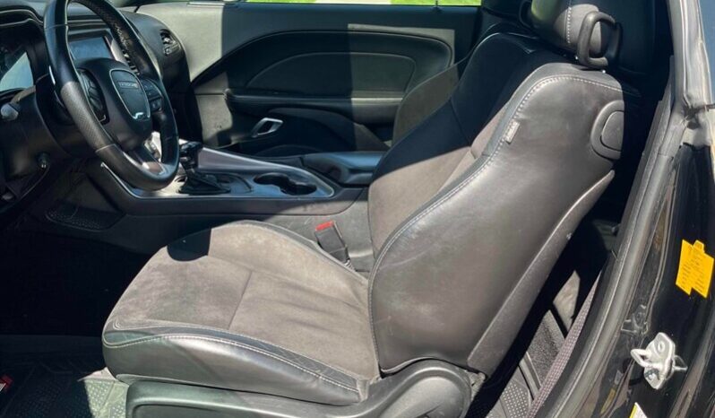 
								2019 Dodge Challenger GT AWD full									