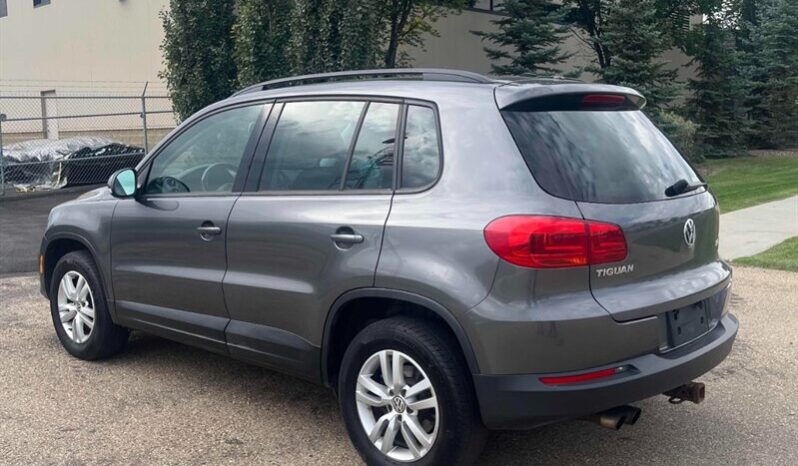 
								2014 Volkswagen Tiguan Trendline 4Motion AWD full									
