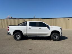 
										2019 Chevrolet Silverado 1500 RST 4×4 full									