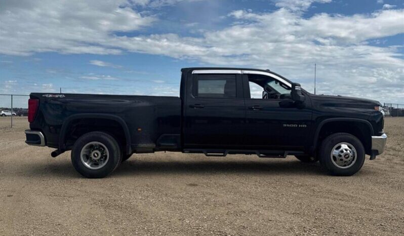 
								2021 Chevrolet Silverado 3500 Dually Diesel LT 4×4 full									