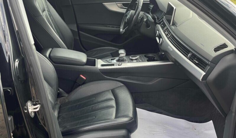
								2017 Audi A4 2.0T quattro Progressiv full									