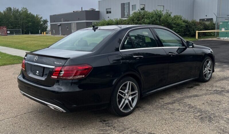 
								2016 Mercedes-Benz E-Class E 400 4MATIC AWD full									
