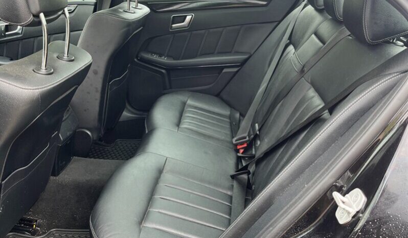 
								2016 Mercedes-Benz E-Class E 400 4MATIC AWD full									