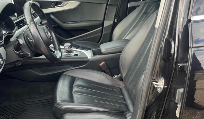 
								2017 Audi A4 2.0T quattro Progressiv full									