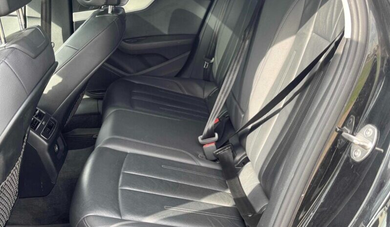 
								2017 Audi A4 2.0T quattro Progressiv full									