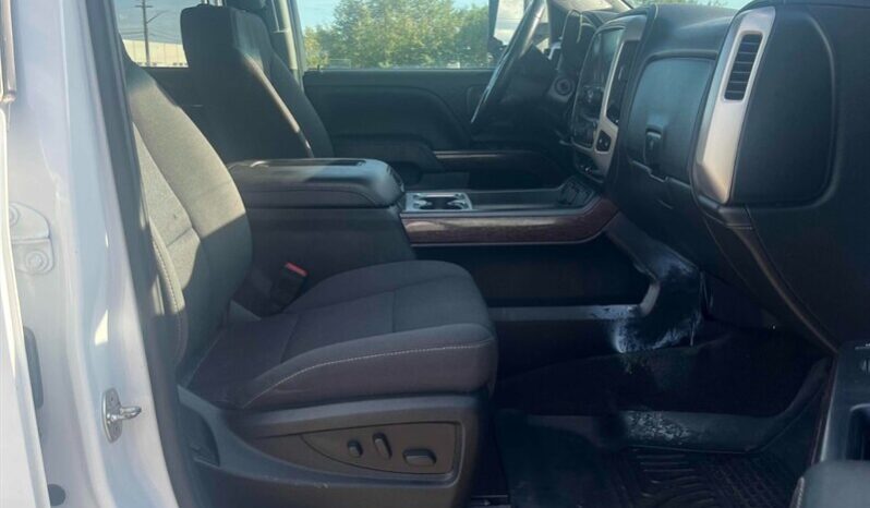 
								2018 GMC Sierra 2500 SLE 4X4 full									