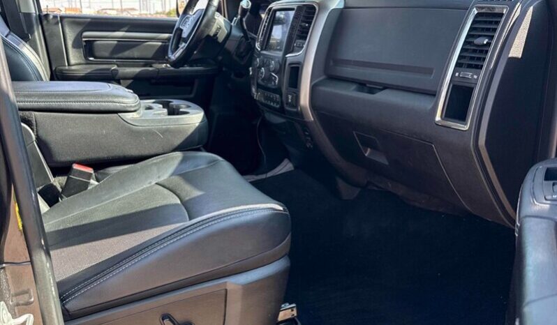 
								2018 RAM 3500 Laramie Diesel Crew Cab 4×4 full									
