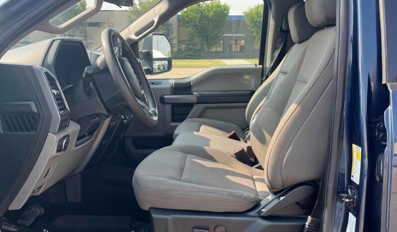 
								2020 Ford F-250 Super Duty XLT Diesel 4×4 full									
