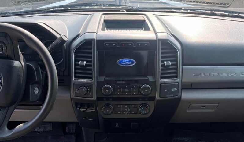 
								2020 Ford F-250 Super Duty XLT Diesel 4×4 full									