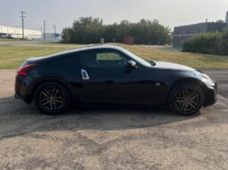
										2017 Nissan 370Z  6 Speed Manual full									