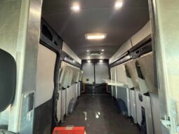 
										2021 Ford Transit 250 full									