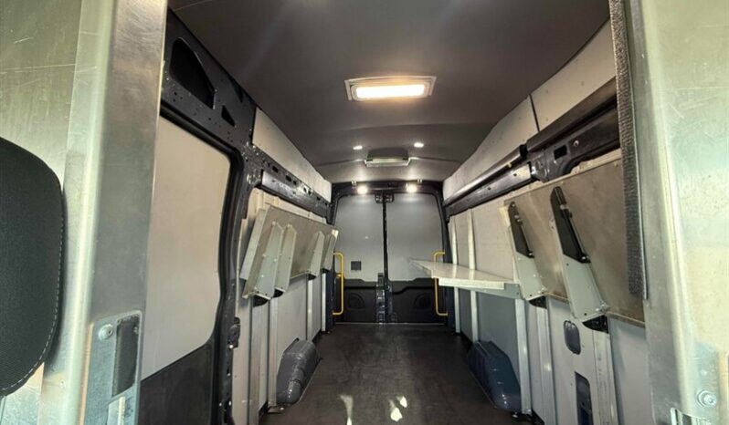 
								2021 Ford Transit 250 full									