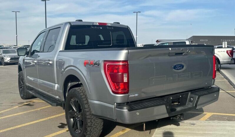 
								2021 Ford F-150 XLT 4×4 full									
