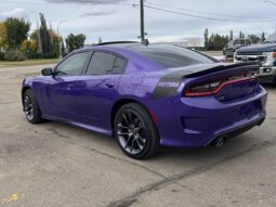 
										2023 Dodge Charger R/T Hemi full									