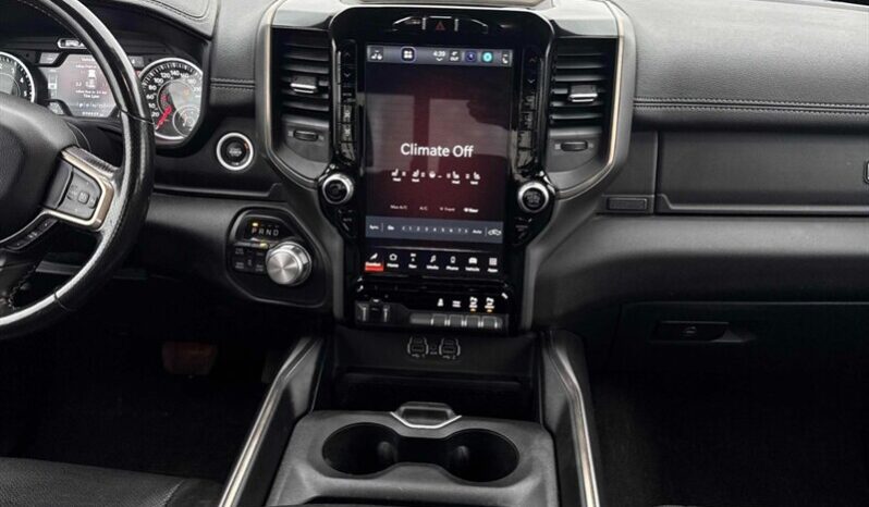 
								2022 RAM 1500 1500 SPORT NIGHT CREW CAB 4X4 full									