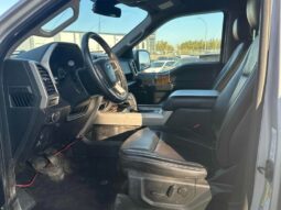 
										2019 Ford F-150 Lariat 4×4 full									