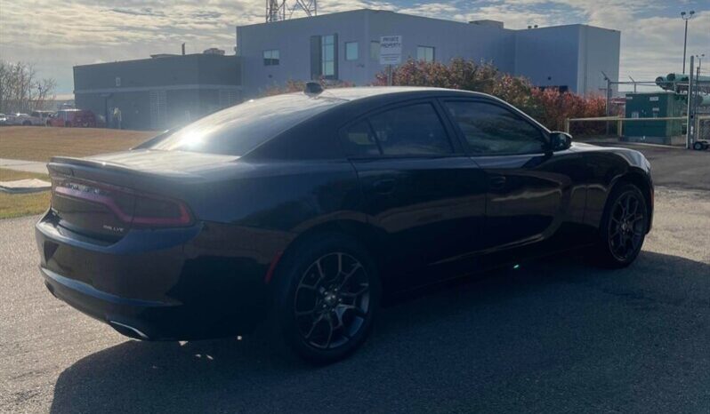 
								2017 Dodge Charger SXT Rallye AWD full									
