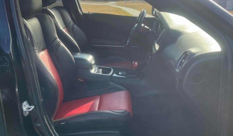 
								2017 Dodge Charger SXT Rallye AWD full									