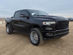 
										2020 RAM 1500 Limited Black Package Crew Cab 4×4 full									