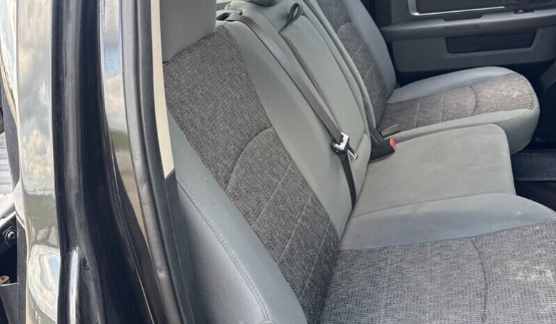 
								2017 RAM 1500 SLT Crew Cab 4×4 full									