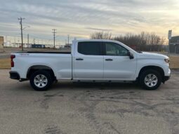 
										2022 Chevrolet Silverado 1500 WT 4×4 full									