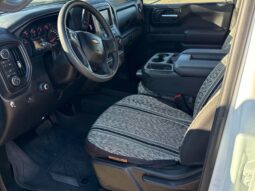 
										2022 Chevrolet Silverado 1500 WT 4×4 full									