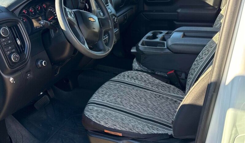 
								2022 Chevrolet Silverado 1500 WT 4×4 full									