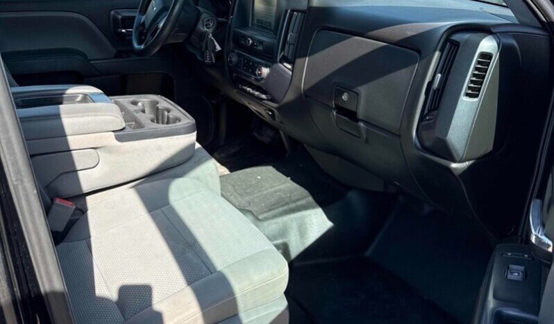 
								2018 Chevrolet Silverado 1500 Custom 4X4 full									