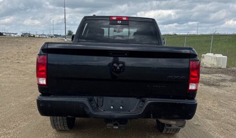 
								2017 RAM 1500 SLT Crew Cab 4×4 full									