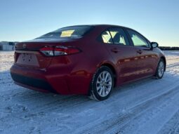 
										2020 Toyota Corolla LE full									